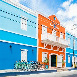 Albergue Bed & Bike Curacao, Willemstad